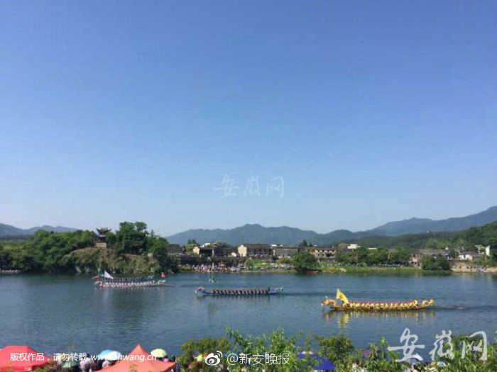 嗯～啊别揉我奶头秘 黄漫