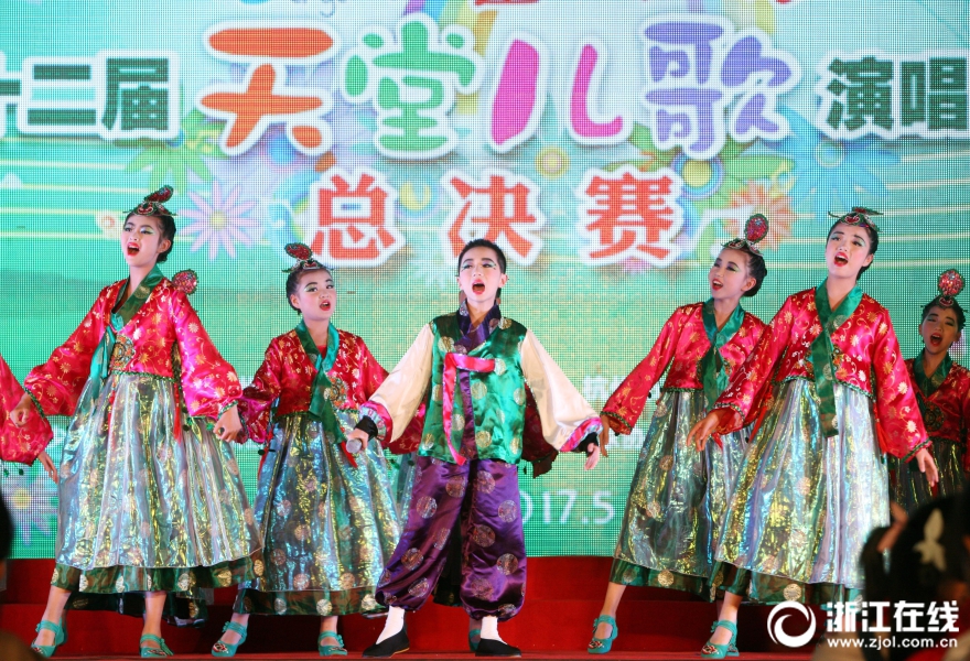 在线 看 成人 电影