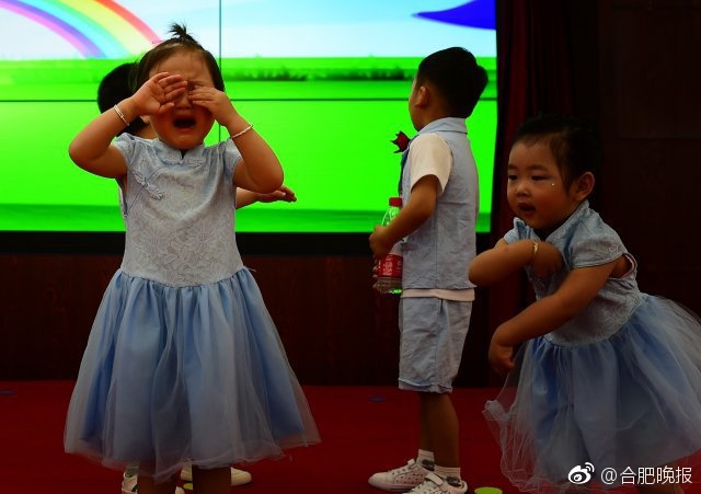 成 人 黄 色 性 爱 小 说