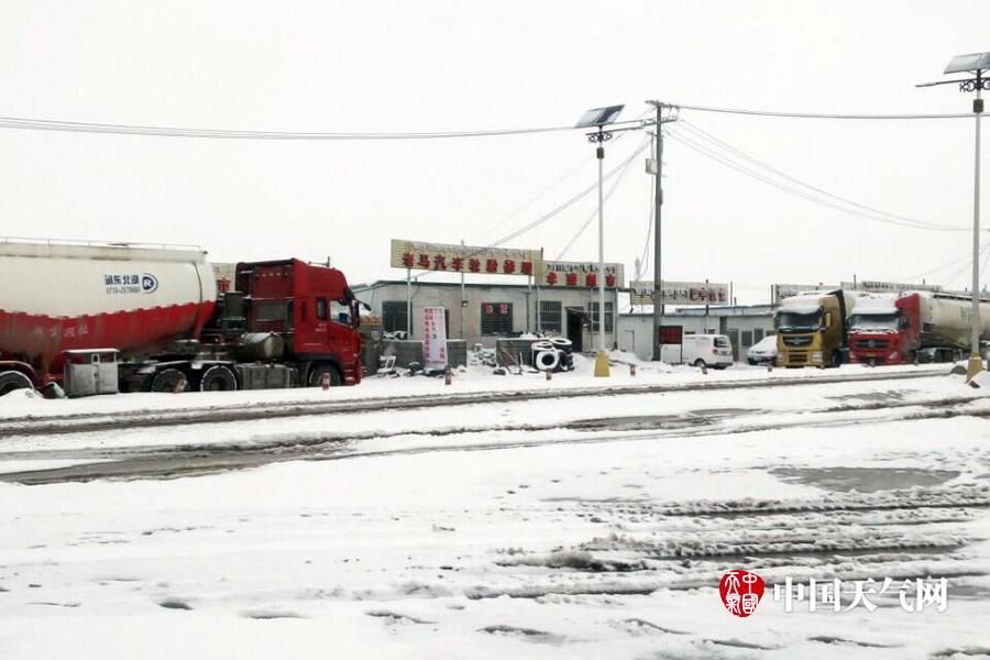 男人的 伸到 里30分钟