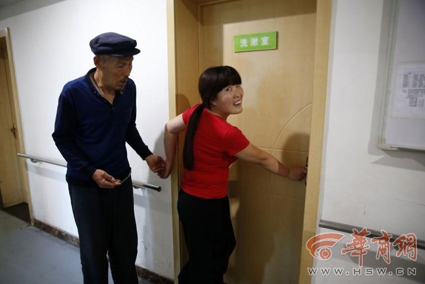 上身黄色网站