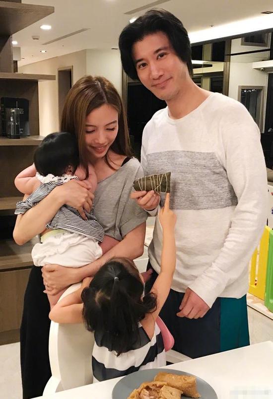 风流少妇按摩来高潮