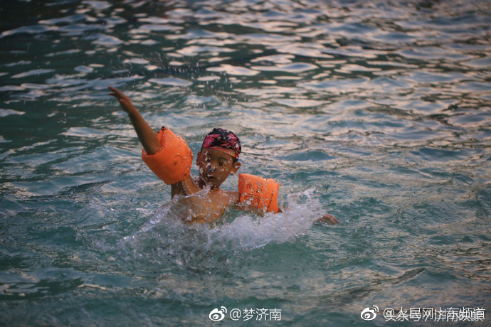 欧美大屌日肥毴