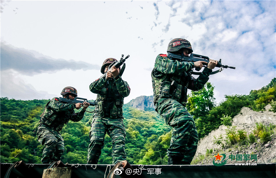 成人 視頻 Av