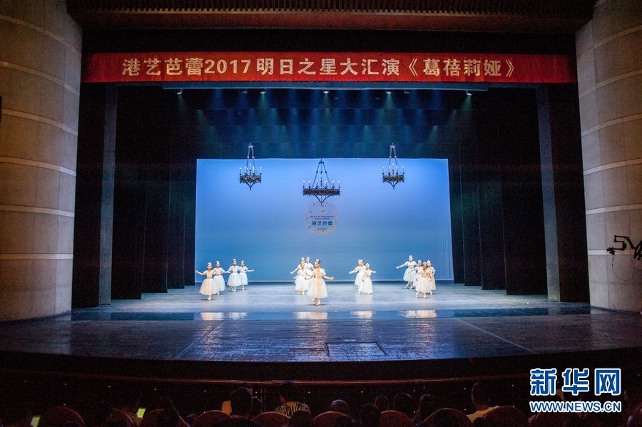 黄色 视频 在线 播放