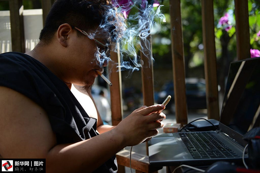 妲己脱了内衣让我