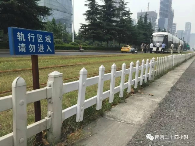 新疆旱厕高手贴近拍照视频
