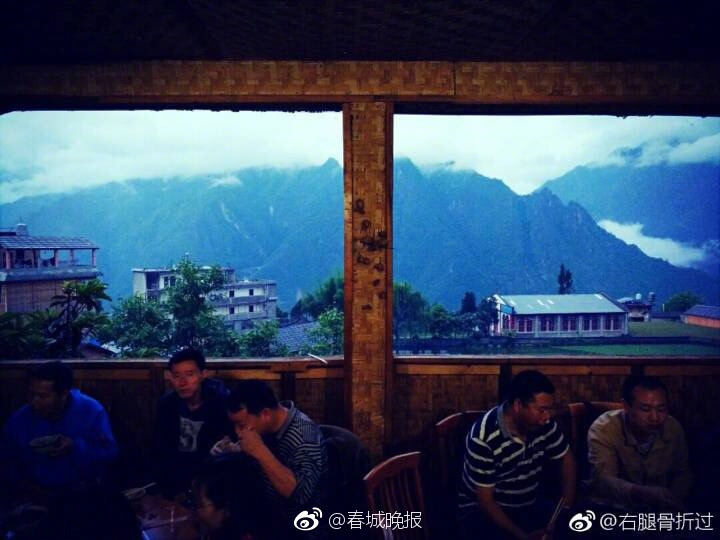 李淑芬在厨房被猛烈进进出出