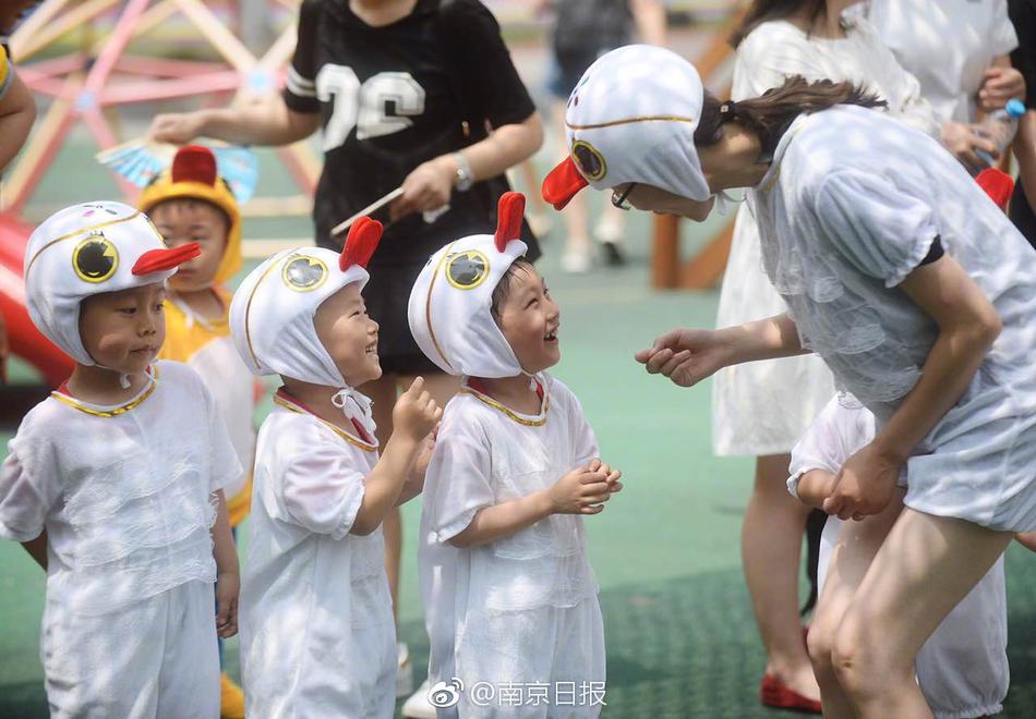 电车痴汉做到高潮为止4漫画