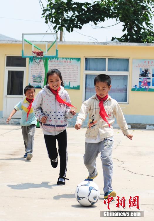 美女顏射