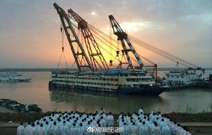 孙悟空在紫竹林入观音