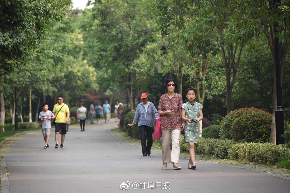 阴蒂被舔高潮视频免费观看