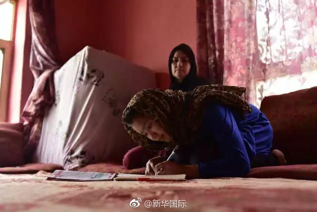 国模私拍大尺度裸体AV