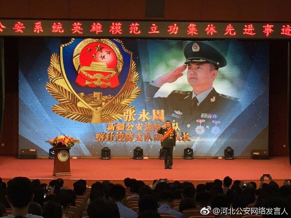 老师扒下内裤让我爽了一夜袁老师