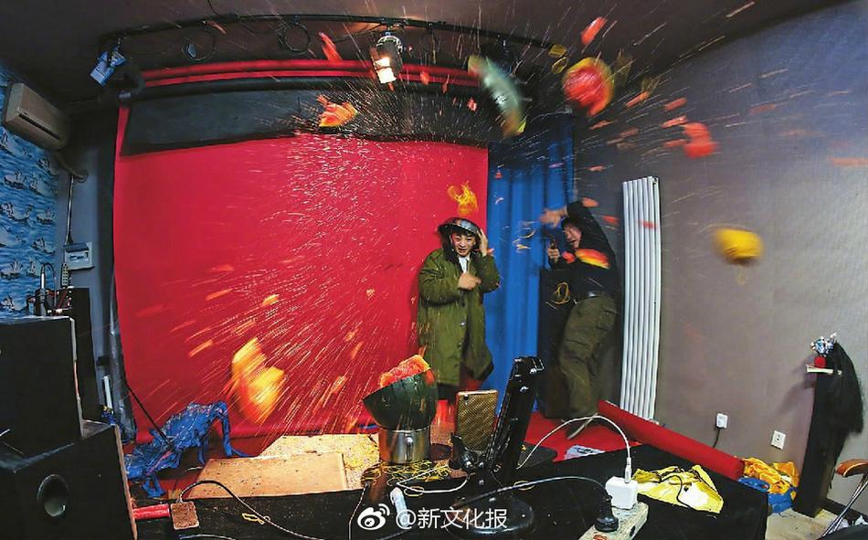 亚洲色图偷拍