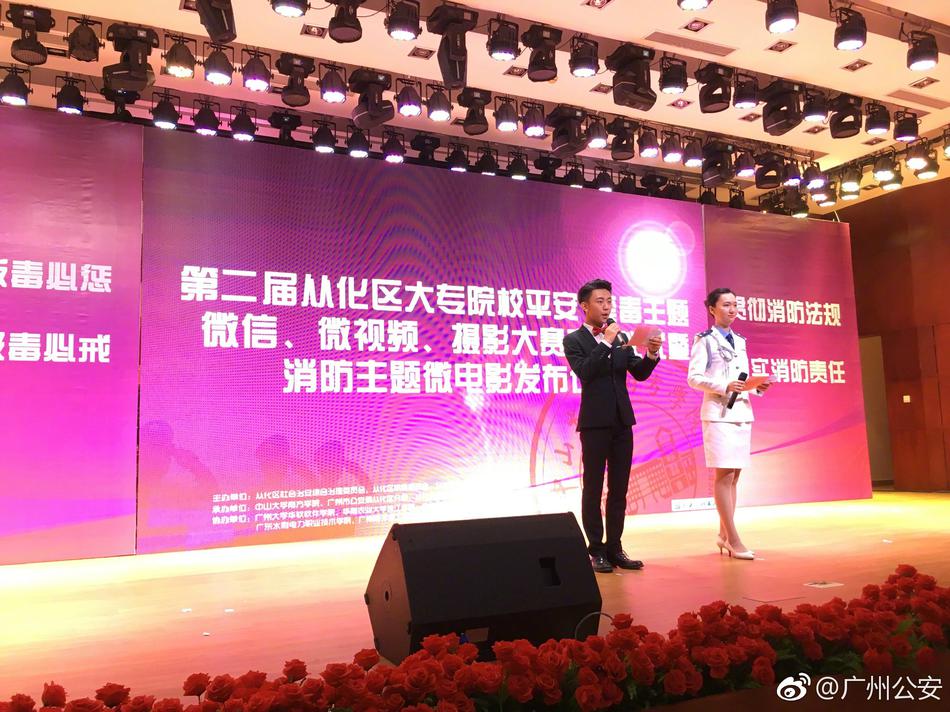 巨乳女同学被 到爽 流片自慰