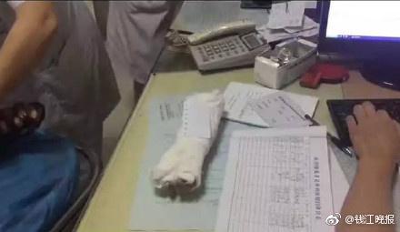 男生捅女生肌肌