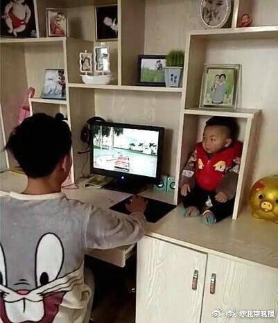 兩个猛男脫了褲子玩jiji作文