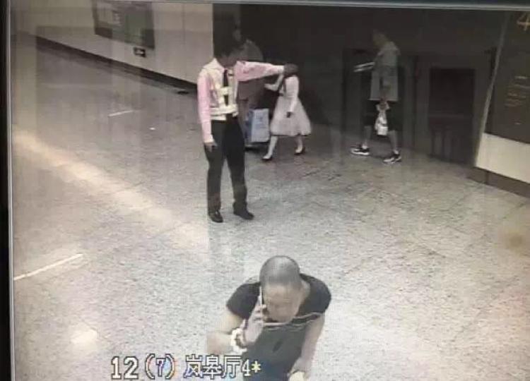大胸美女被操