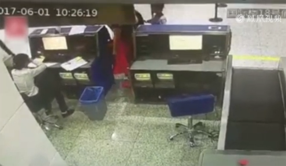 刘 玥 色情