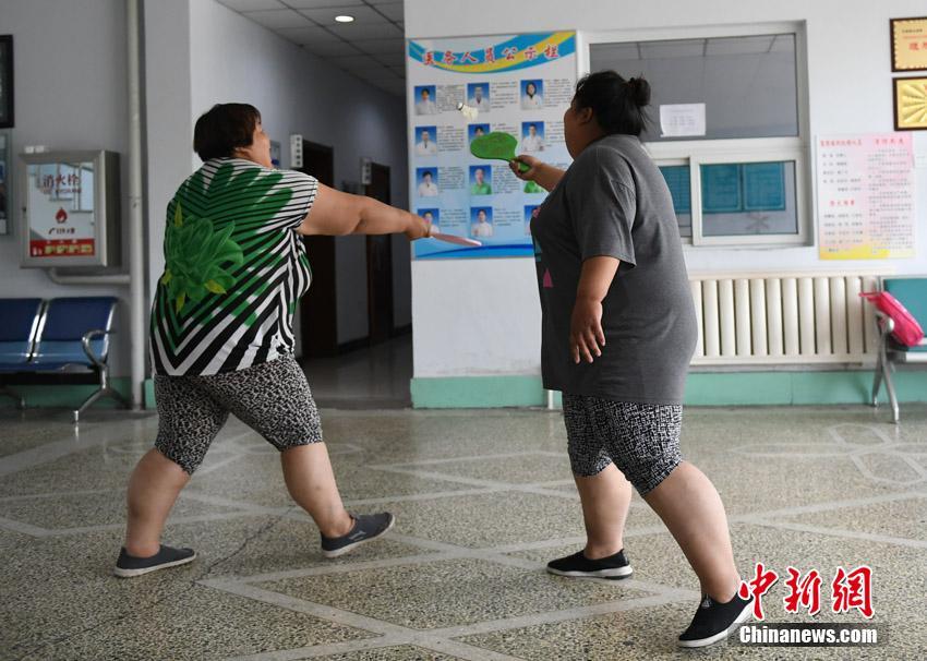 国模沙沙浓密黑毛150P