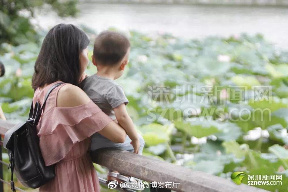 小芳好湿 好紧 好多水高潮动漫