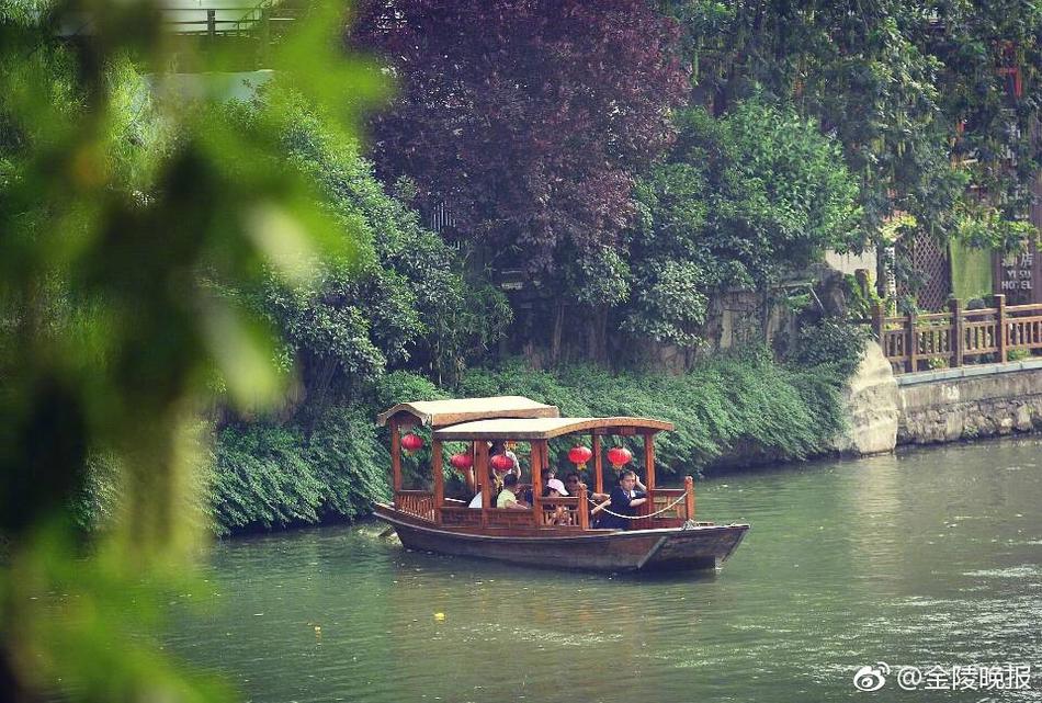 Chinese骚年引老头视频