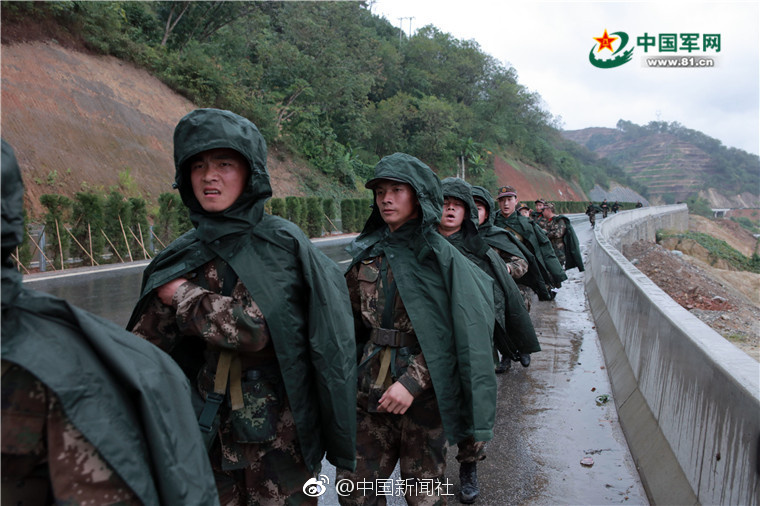 美女破处动