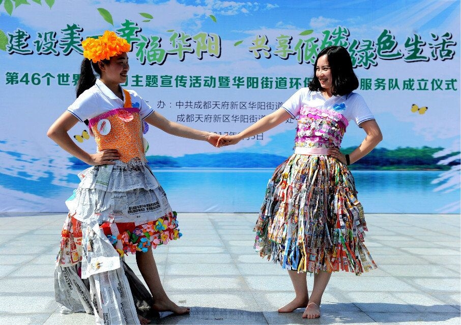 娇妻主动迎合3p