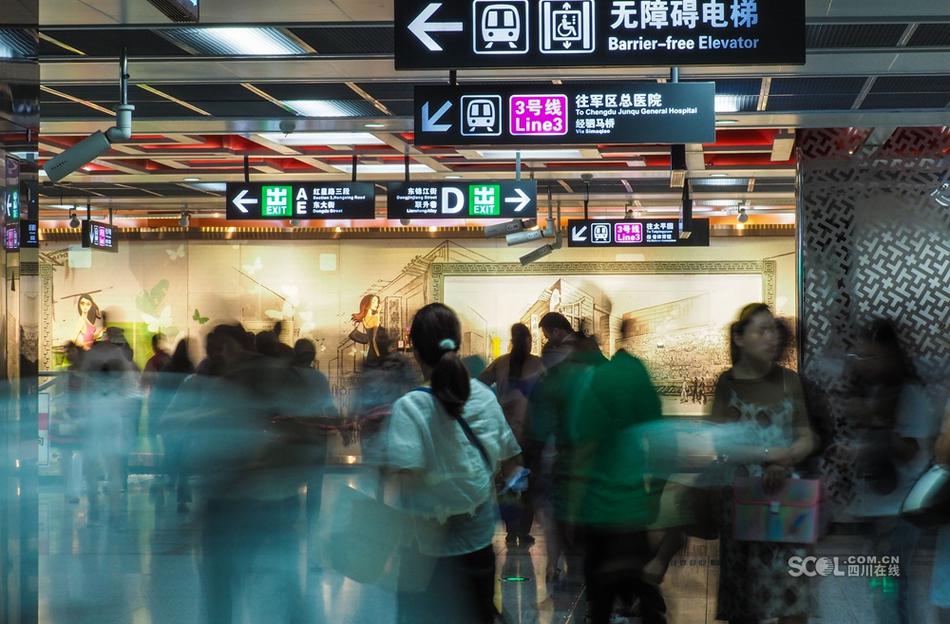 办公室撕开奶罩 吮奶
