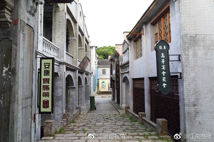 第一章豪妇荡乳黄淑珍