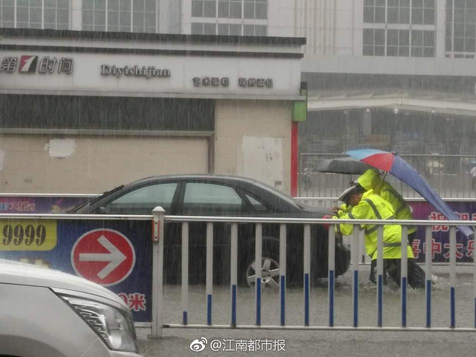 亚洲精品片