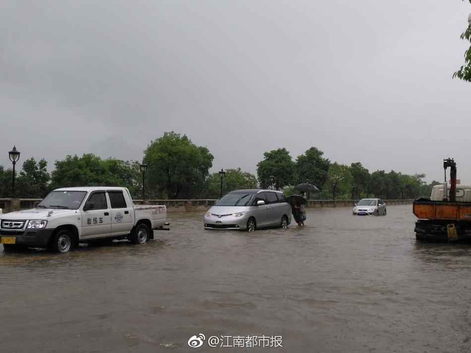 乌克兰三级伦理片