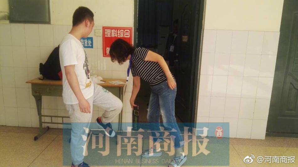 无罩抖胸21秒