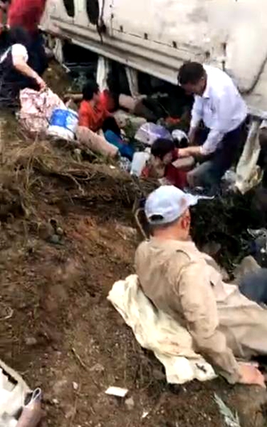 男人把ji大巴放进女人嘴图片