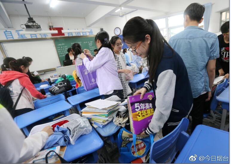老太太乱论片