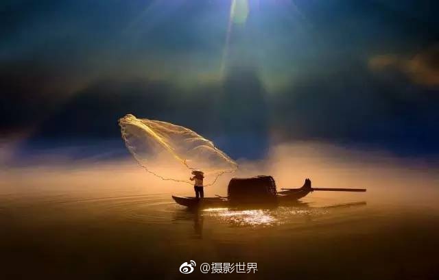 校花被 娇喘出奶电影