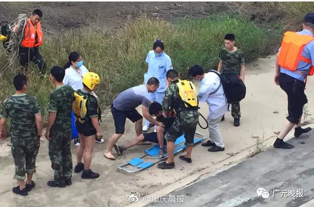 免费的激情黄色片