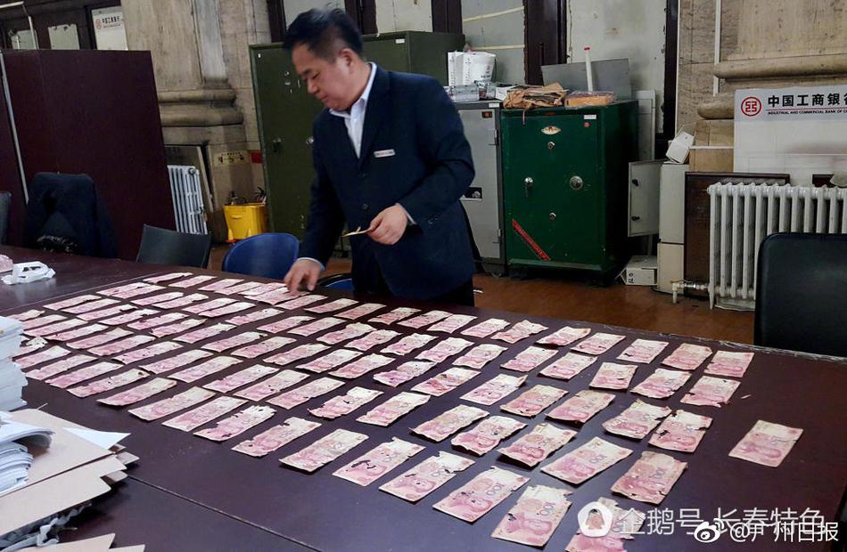 AAA黄色片
