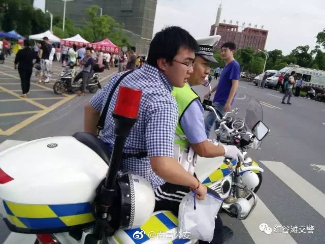 免费 的 色情 网站