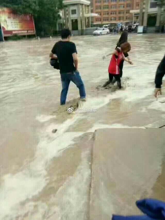 欧美精品三级在线免费观看