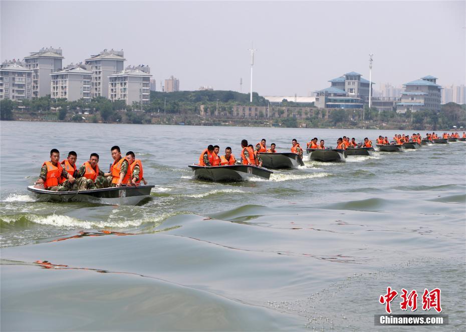 中国女人操屄