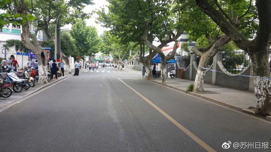 老师脱个精光要我