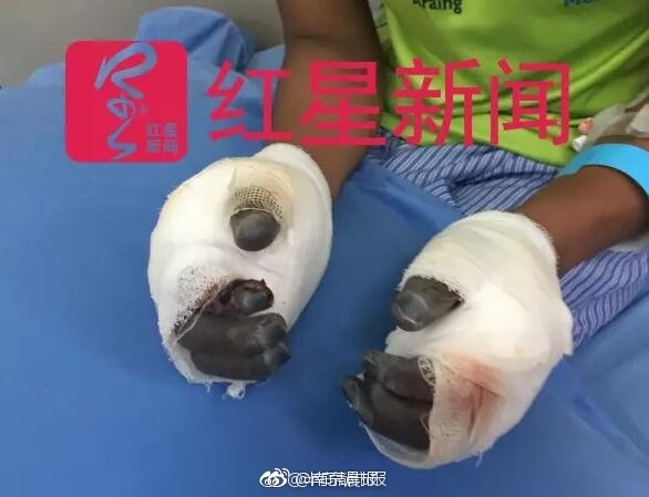 老师把 露出来让我c了一节课