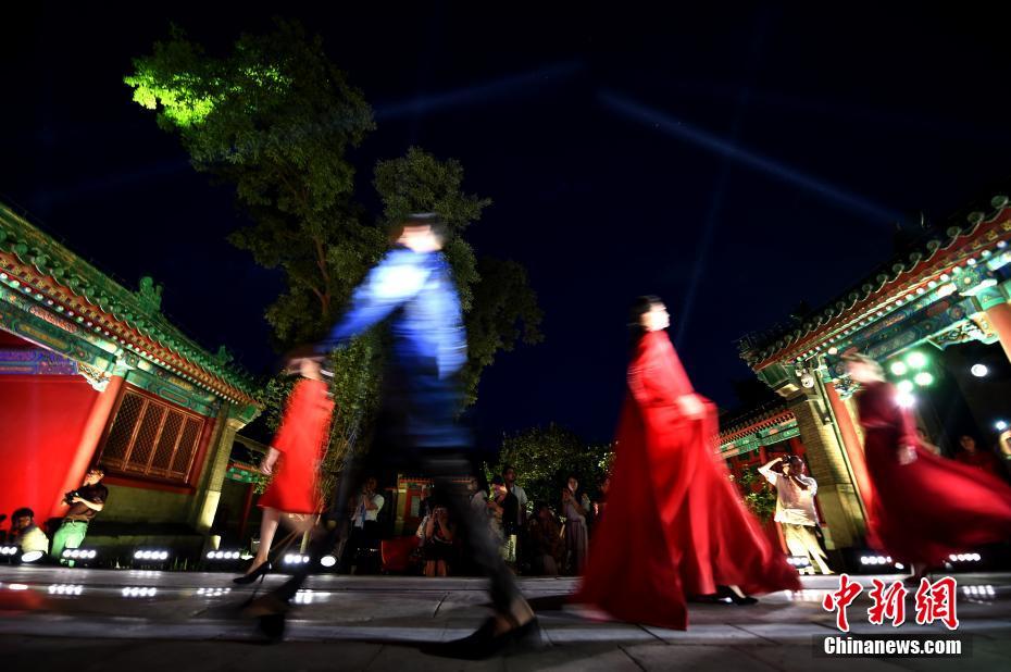 Chinese老妇新彊老太
