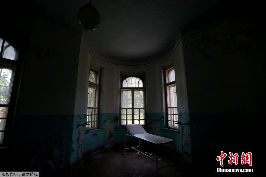 老师脱 让学生摸 小说