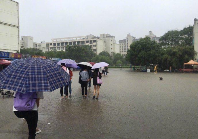 免费 性爱 视频 网站
