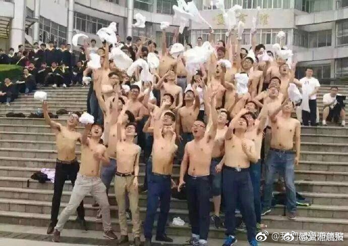 成年男女黄色欧美