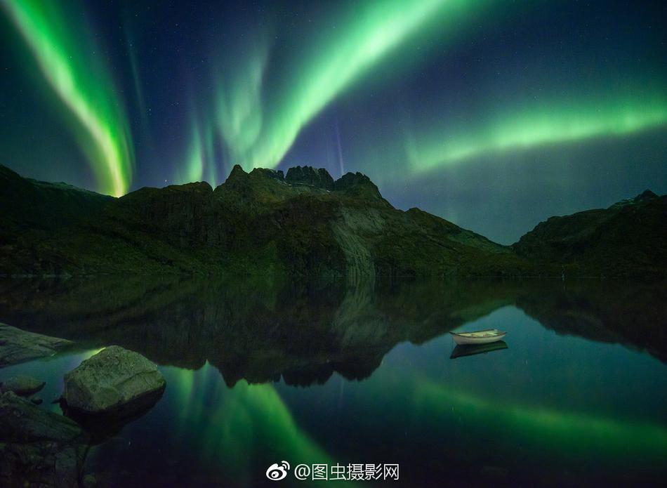 亚洲偷拍