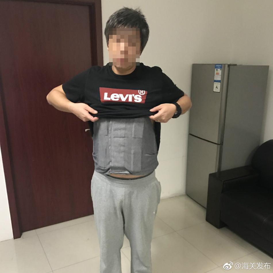 8 8 海外华人免费一区